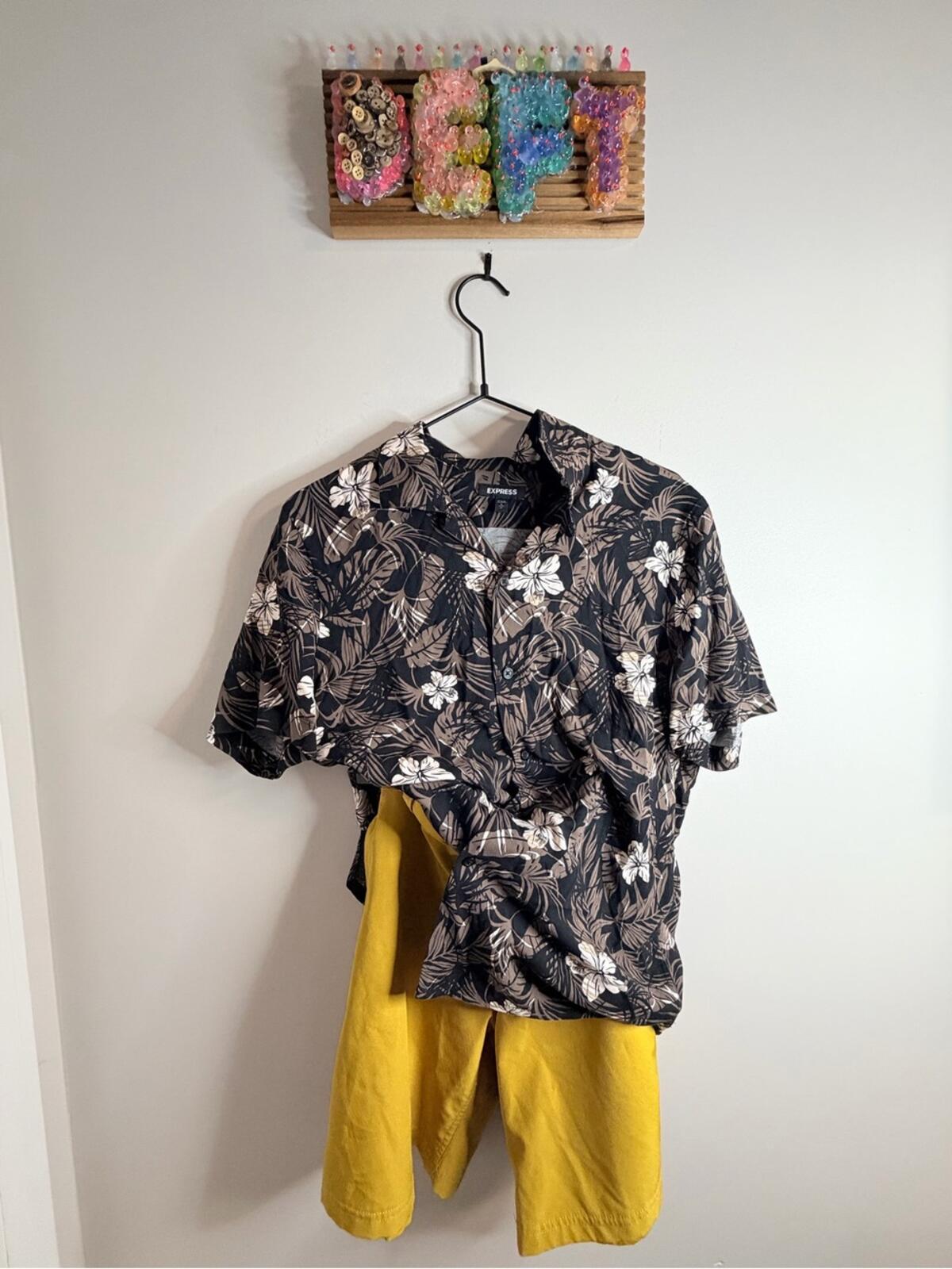 Express Black Floral Button-Front Top with Mustard Yellow Shorts