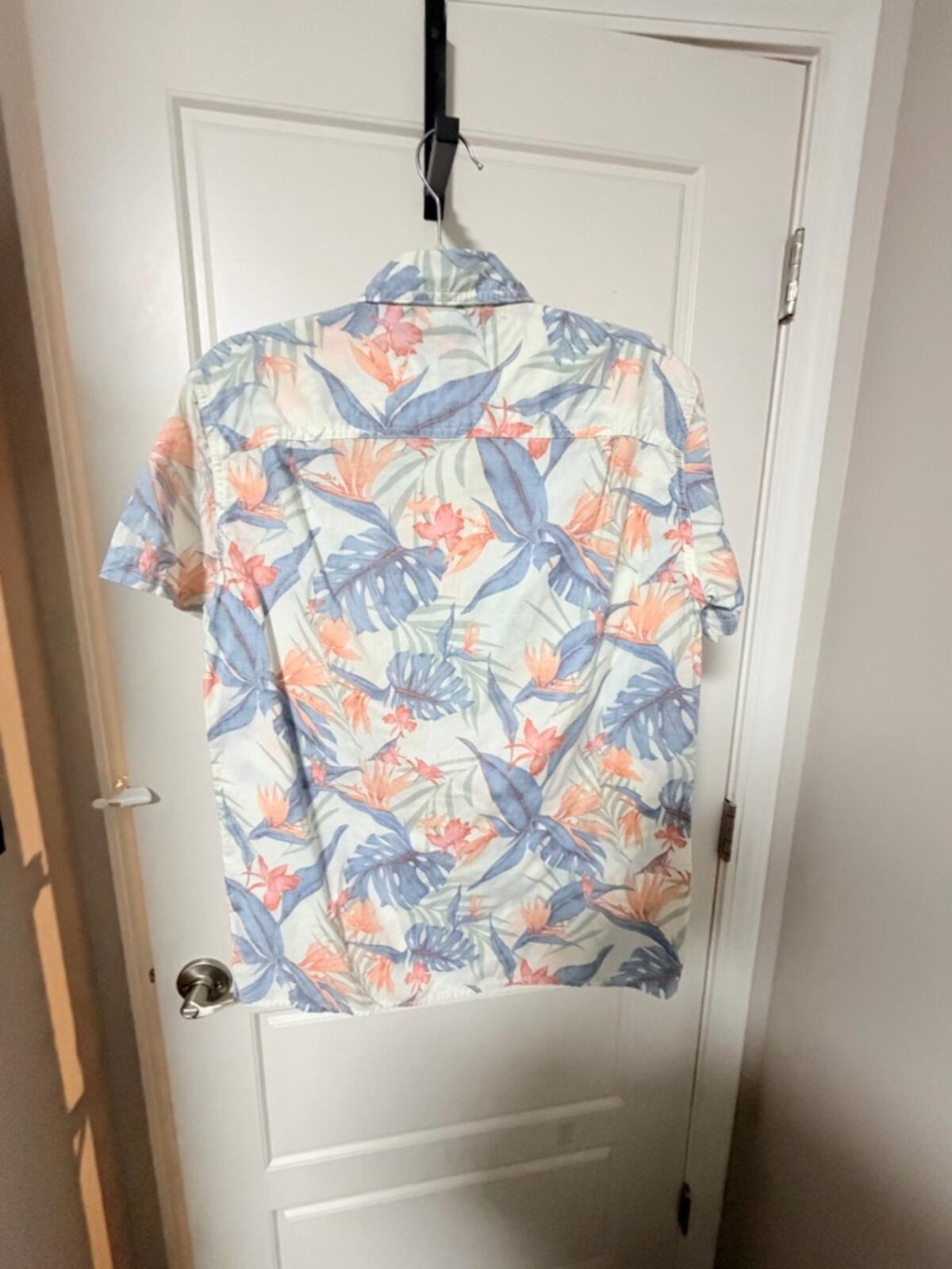 American Eagle Outfitters Floral Button-Up Shirt - Cream, Blue, Coral