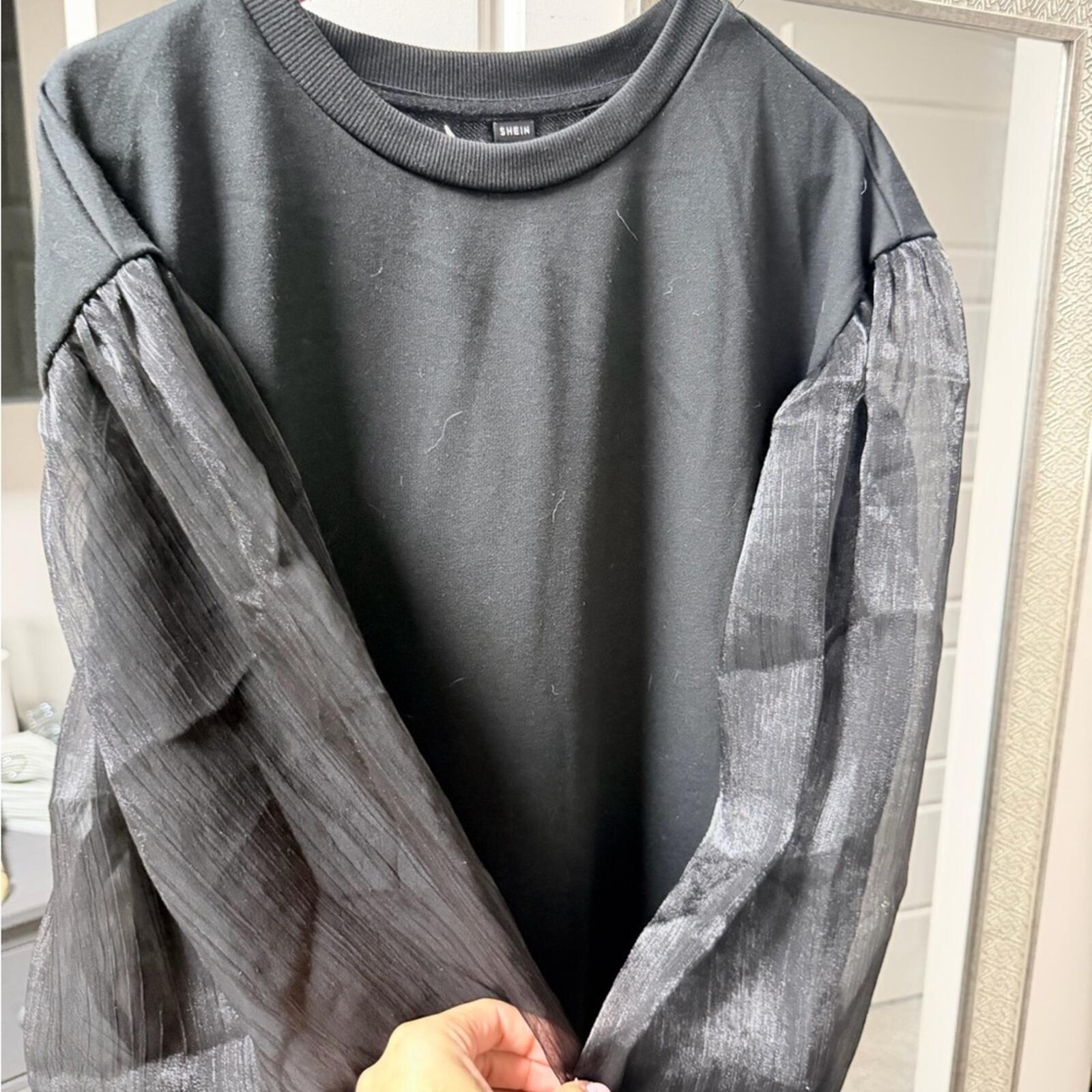 SHEIN Black Crew Neck Top