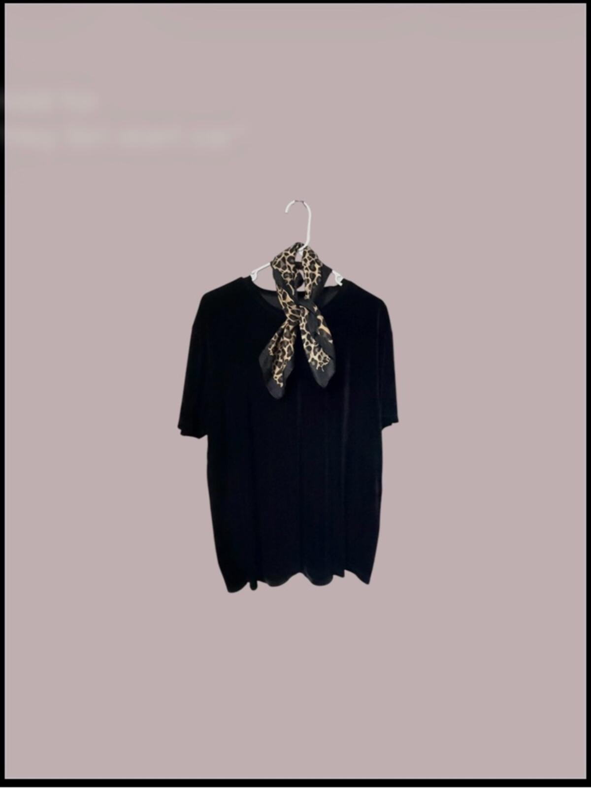 Forever 21 Black Short Sleeve Tee with Leopard Scarf Accent