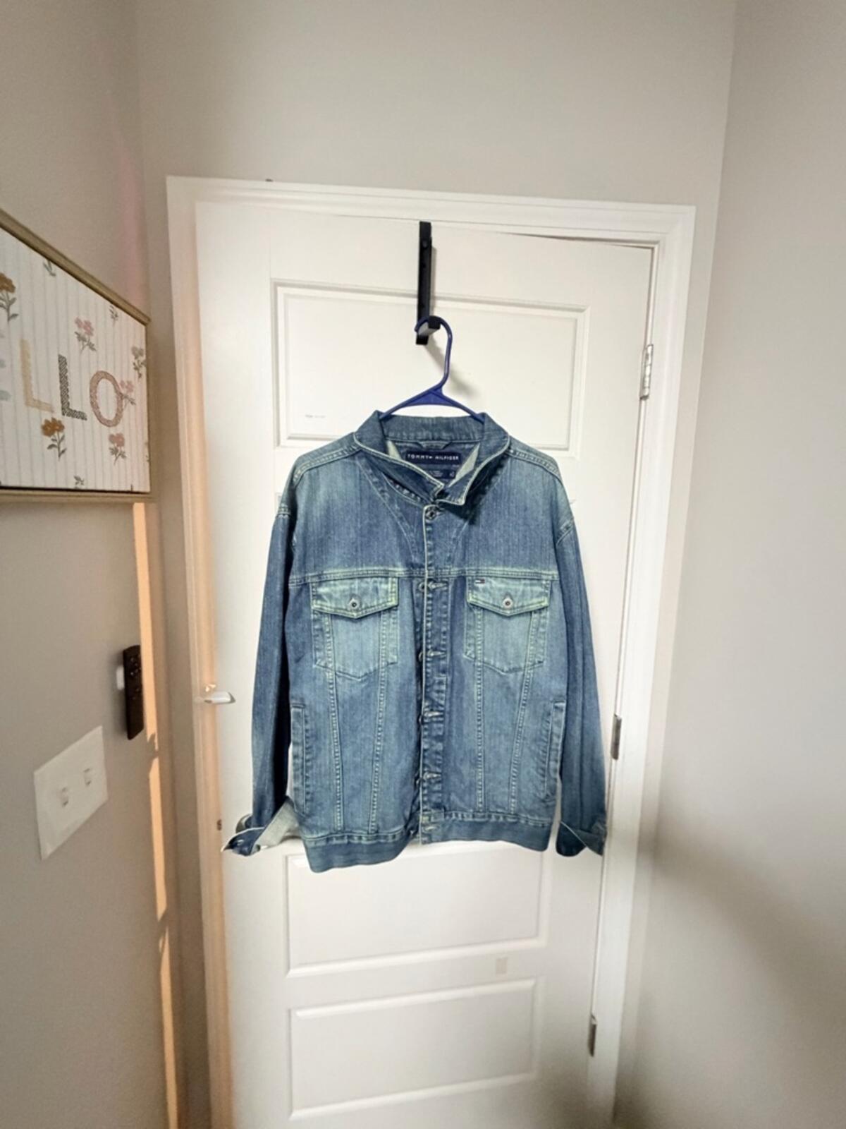 Tommy Hilfiger Light Blue Denim Jacket - Button-Front Shirt Jacket