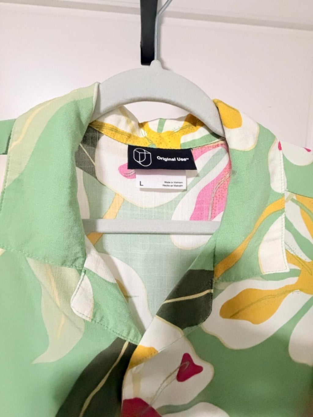 Original Use Mint Green Tropical Floral Button-Down Shirt
