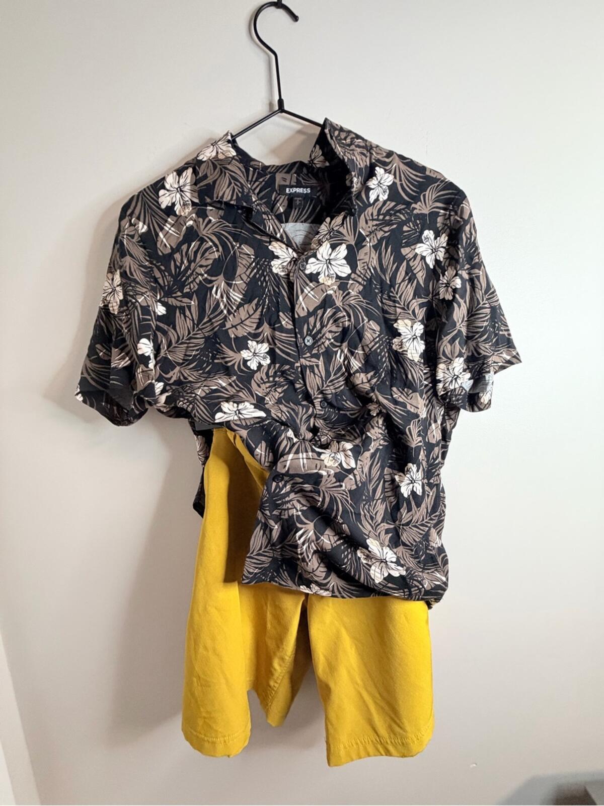 Express Black Floral Button-Front Top with Mustard Yellow Shorts