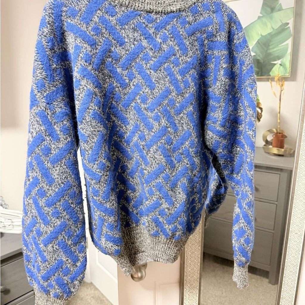 Men's Blue and Gray Patterned Sweater